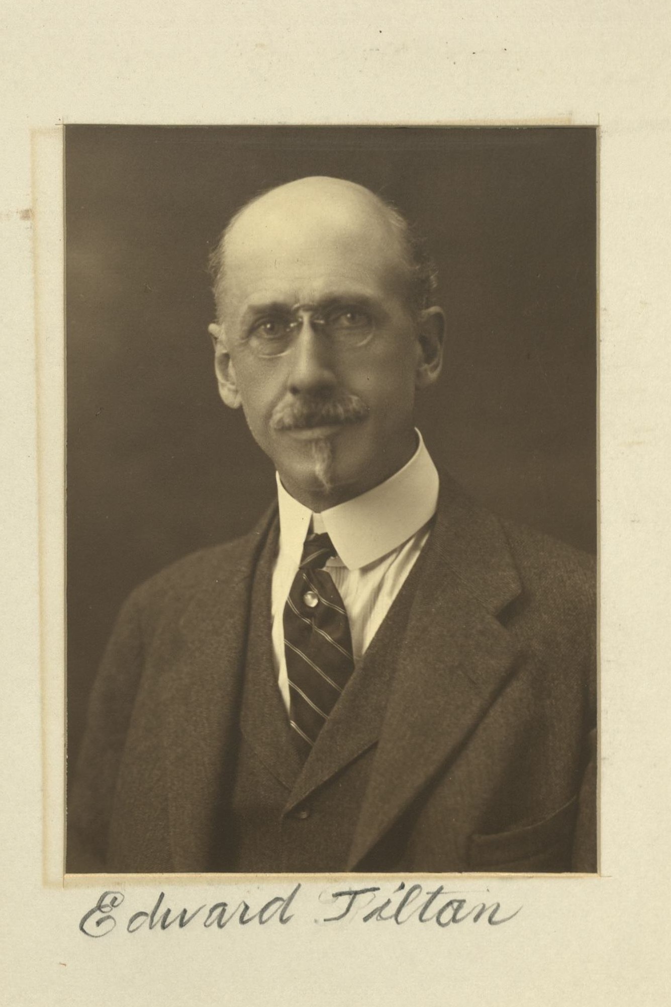 Member portrait of Edward L. Tilton